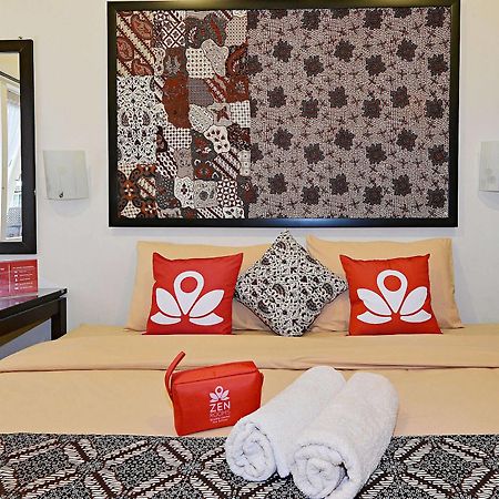 Zen Rooms Panembahan Kraton Джокьякарта Экстерьер фото